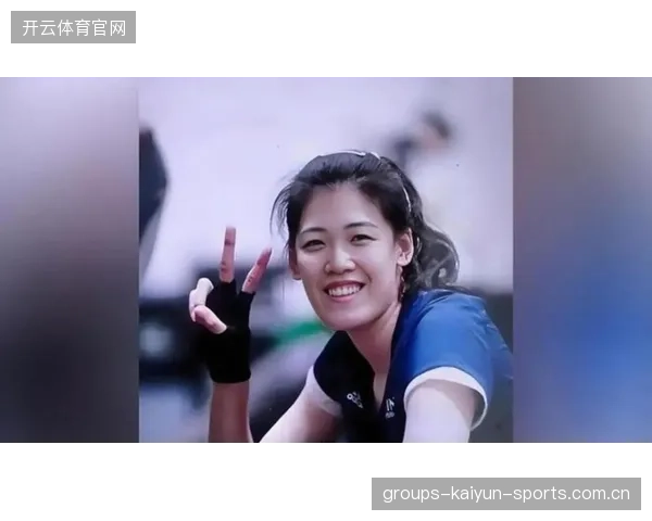 李盈莹后攻三连击点燃场馆，展现中国女排强大实力