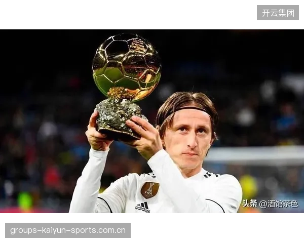 莫德里奇直塞撕开防线造点球，演绎中场大师的完美瞬间